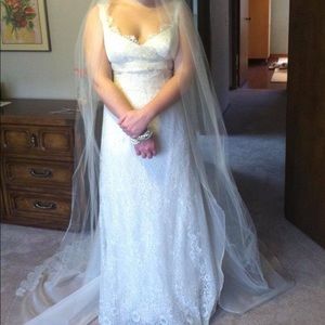 Romona Keveza Wedding Dress